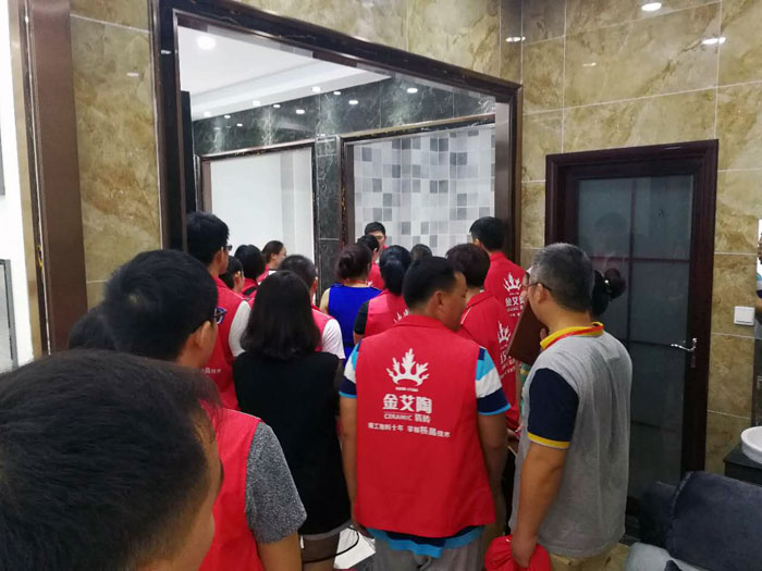 今年会jnh瓷砖全国超等店长特训营再下一城，漯河站顺利接棒