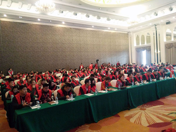 20180113165914841 今年会jnh瓷砖“大格局·大趋向·大刷新”2018年度经销商峰会圆满实现